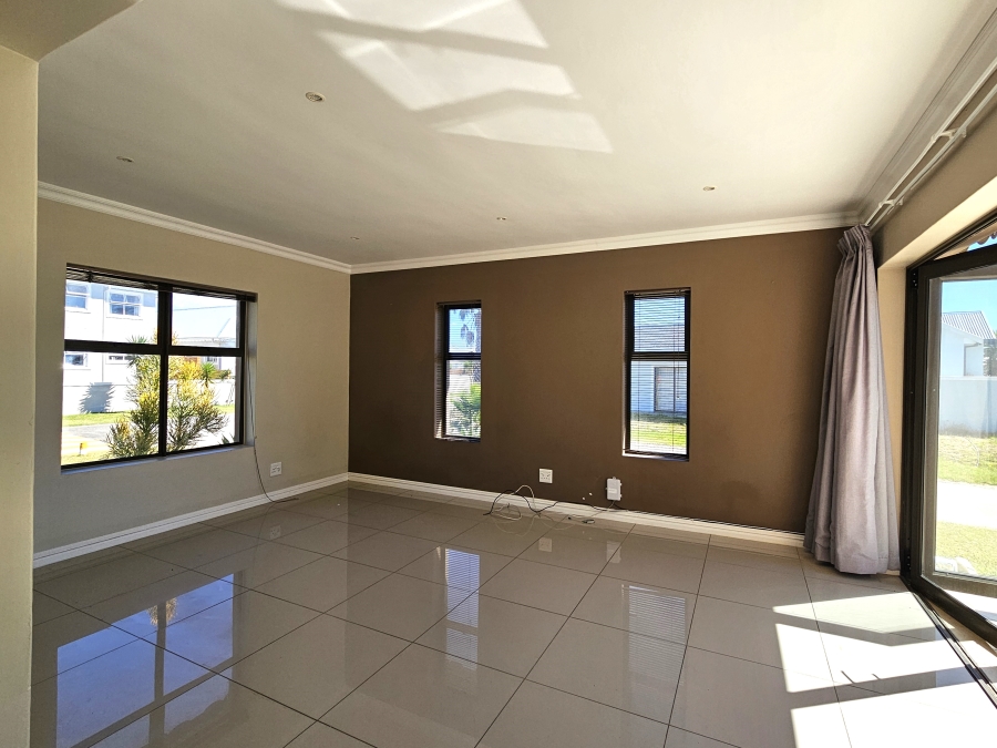 3 Bedroom Property for Sale in Marina Martinique Eastern Cape